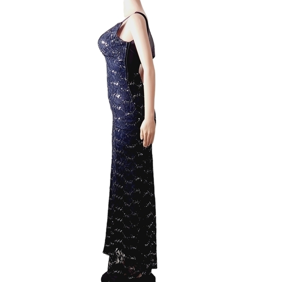 B. Darlin Blue Formal Deep V Sheer Back Maxi Sequin Dress Size: 1/2 - Picture 10 of 13